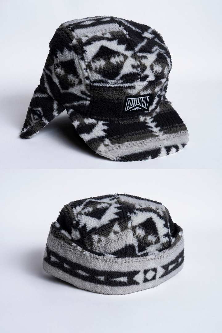 FLEECE FLAP CAP