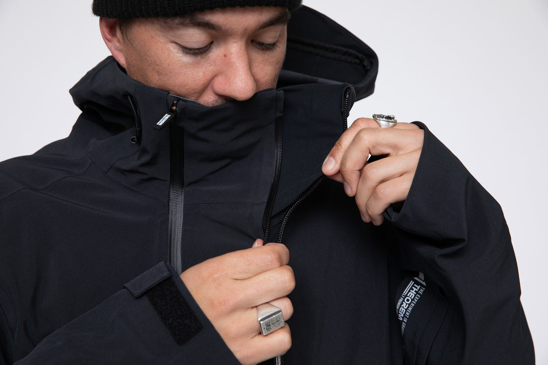 AXIAL JACKET