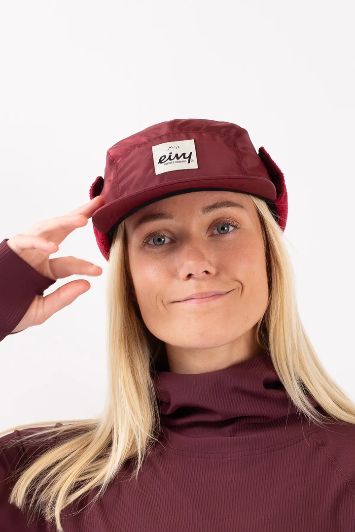 MOUNTAIN CAP