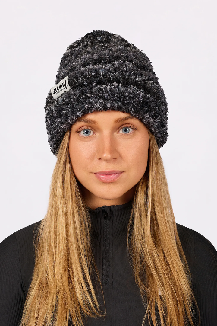 BOUCLE KNIT BEANIE