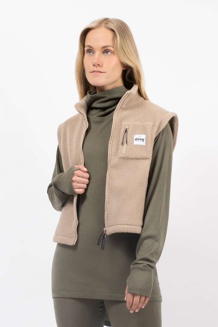 BOXY SHERPA VEST