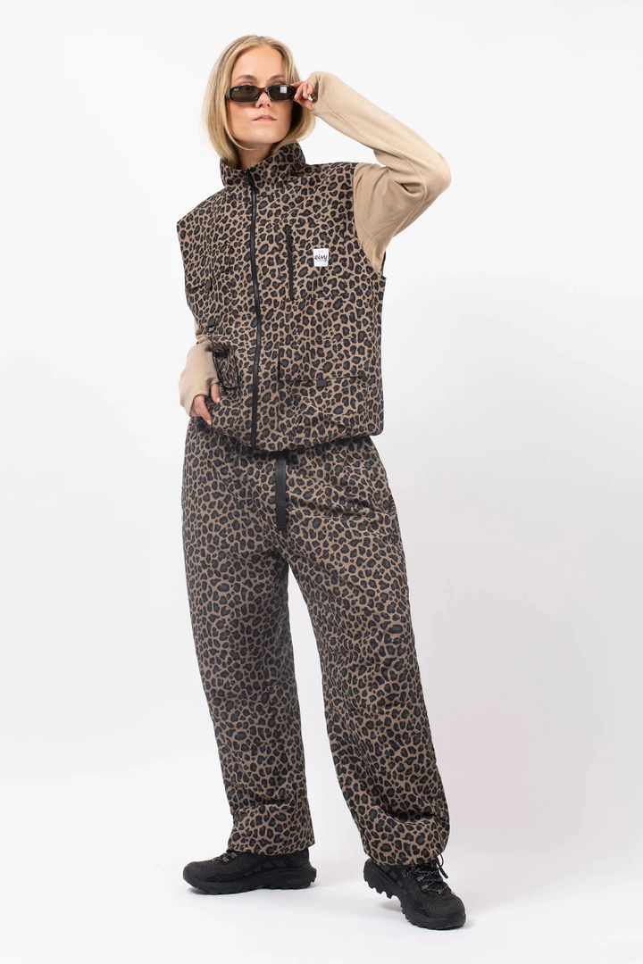 OVERSIZED OUTDOOR PANTS