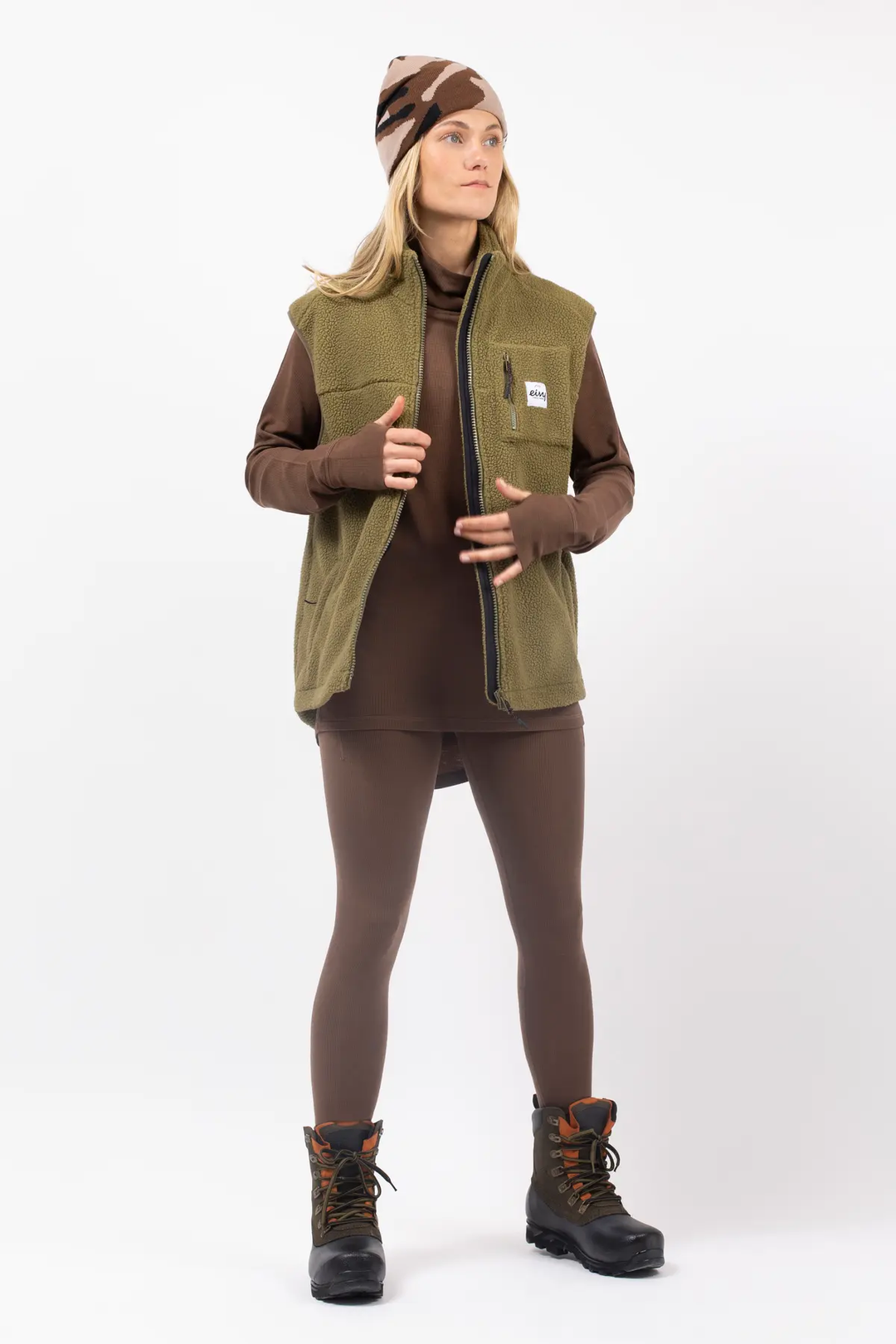 LUMBERJACKIE SHERPA VEST