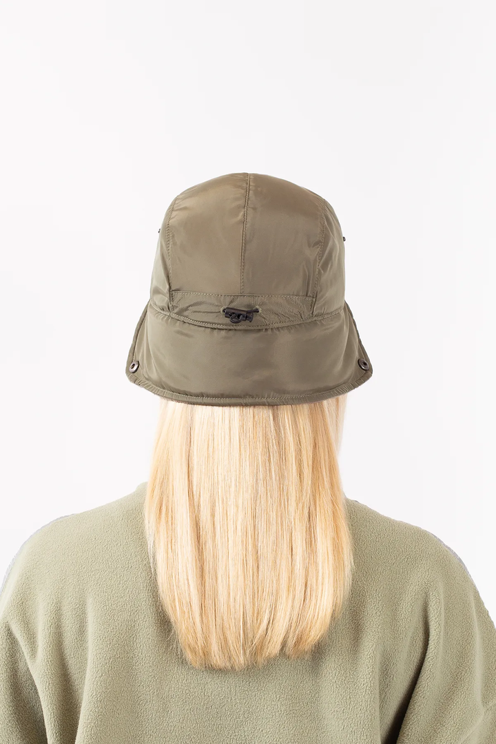 MOUNTAIN CAP
